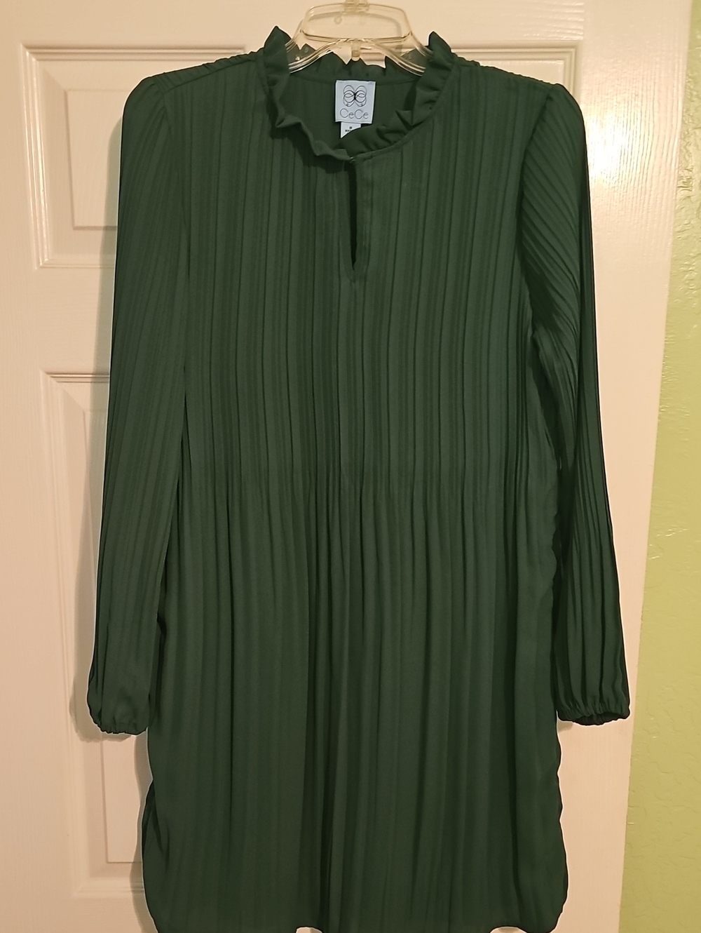 CeCe Dark Green Pleated Long-Sleeve Ruffle-Neck Dress
